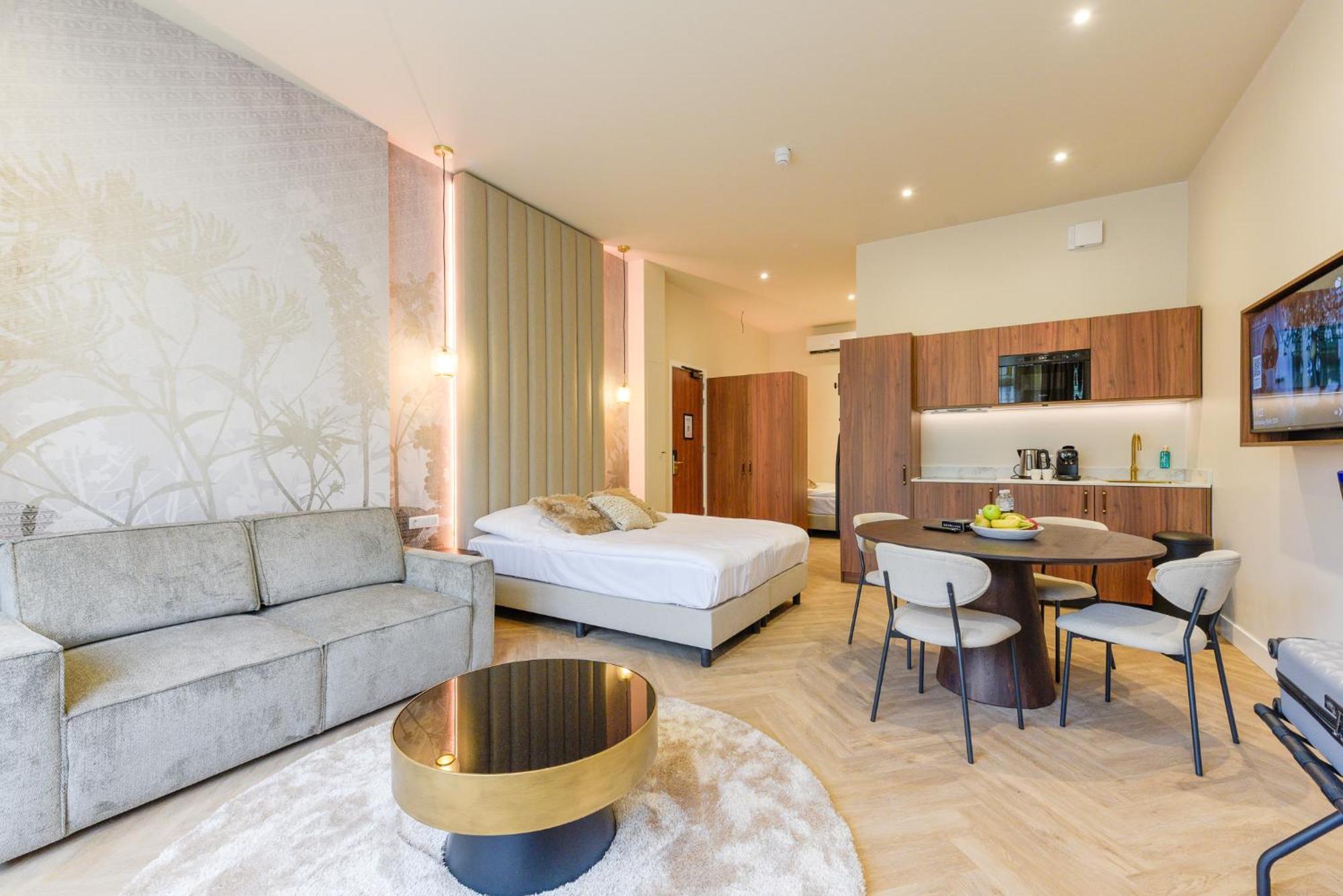 Novallure Villa Margaretha - Short Stay Apartments Rijswijk Extérieur photo