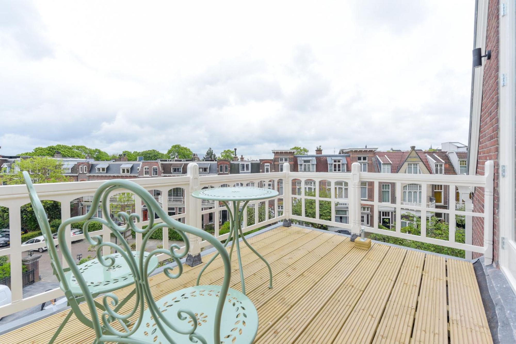 Novallure Villa Margaretha - Short Stay Apartments Rijswijk Extérieur photo