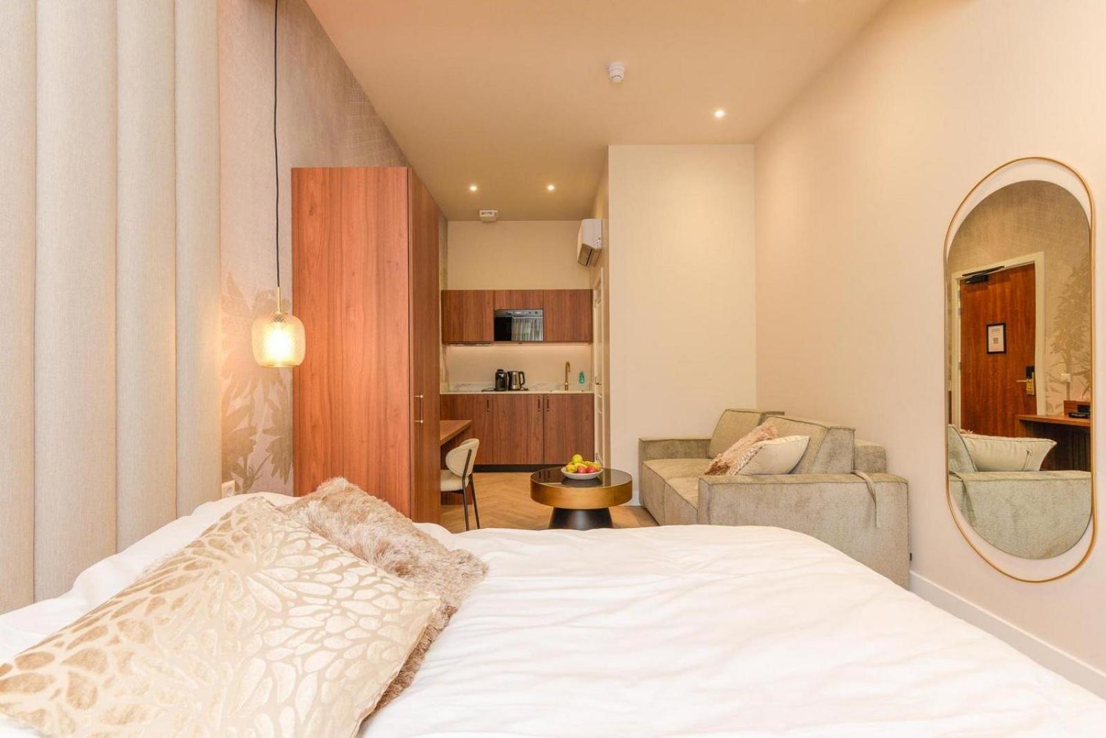 Novallure Villa Margaretha - Short Stay Apartments Rijswijk Extérieur photo