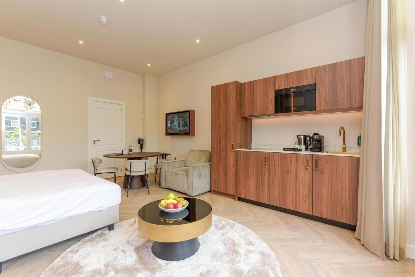 Novallure Villa Margaretha - Short Stay Apartments Rijswijk Extérieur photo