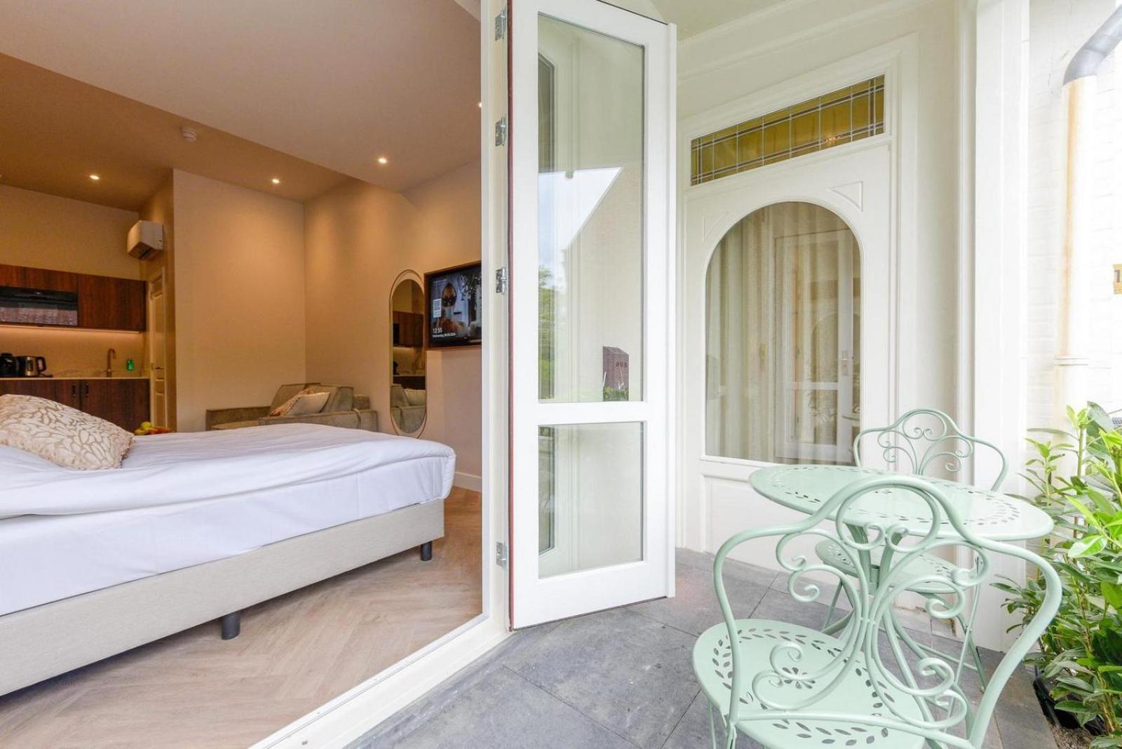 Novallure Villa Margaretha - Short Stay Apartments Rijswijk Extérieur photo