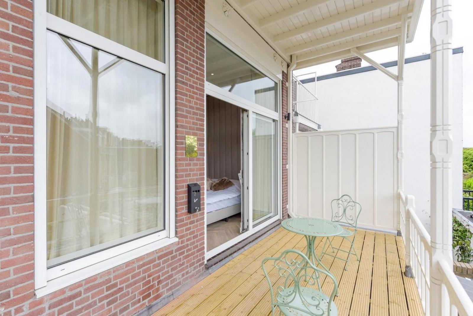 Novallure Villa Margaretha - Short Stay Apartments Rijswijk Extérieur photo