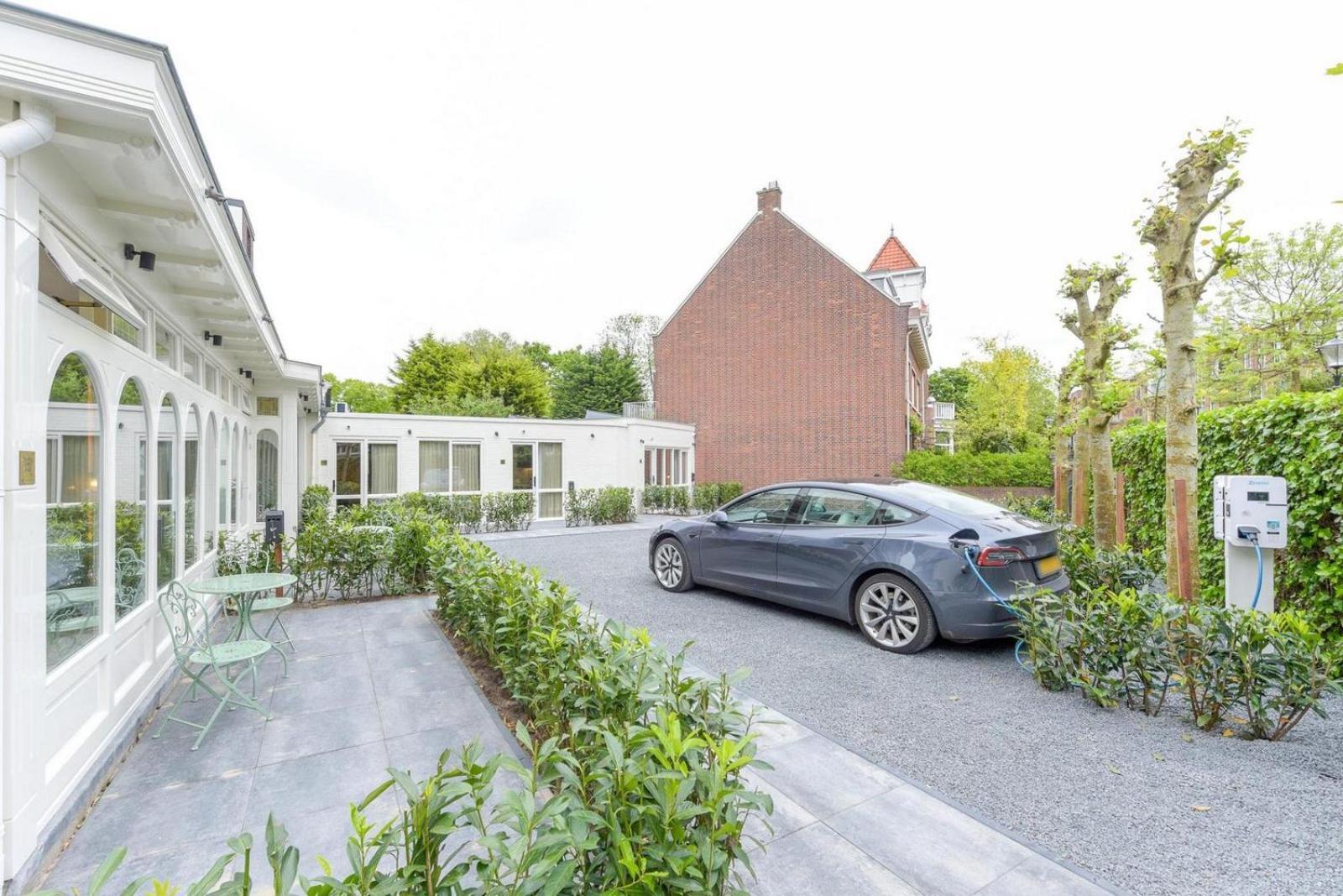 Novallure Villa Margaretha - Short Stay Apartments Rijswijk Extérieur photo